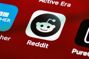 6-Reddit-300x200