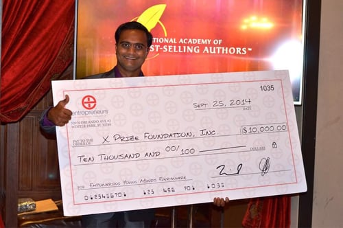 praveen-award1 praveen-award1