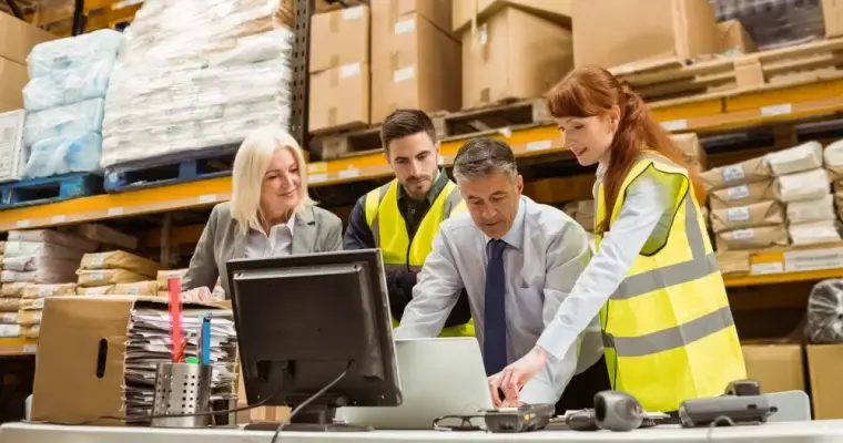 retail-warehouse-management2x
